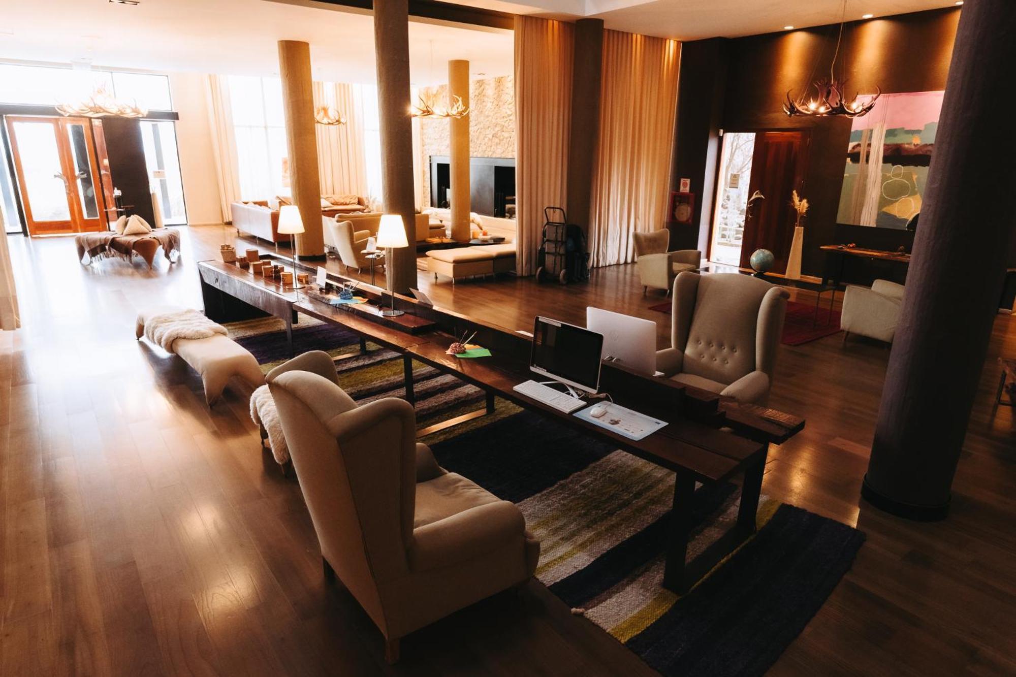 Esplendor By Wyndham El Calafate Hotel Ngoại thất bức ảnh